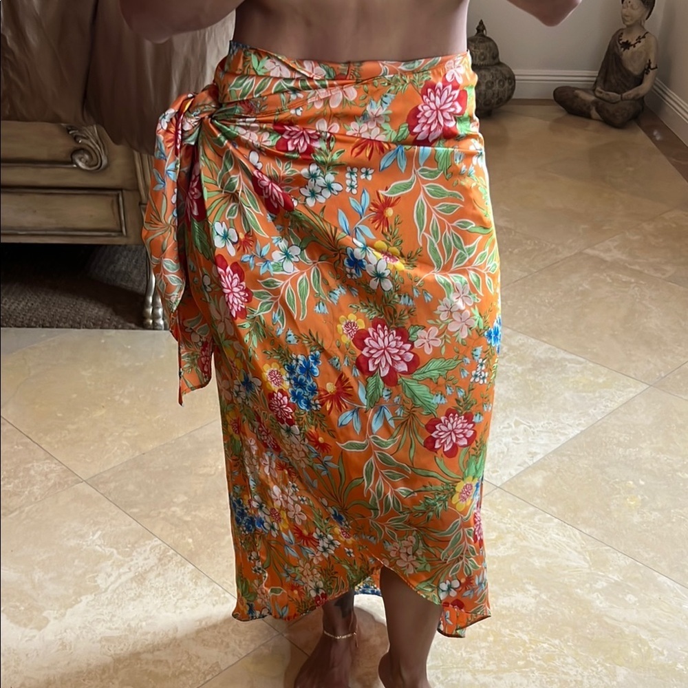 💕Vici Orange and Pink Sarong💕